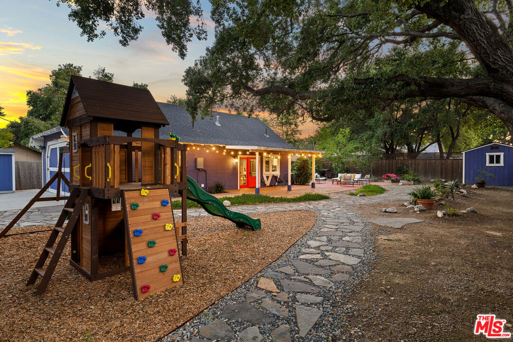 1725 N Marengo Avenue