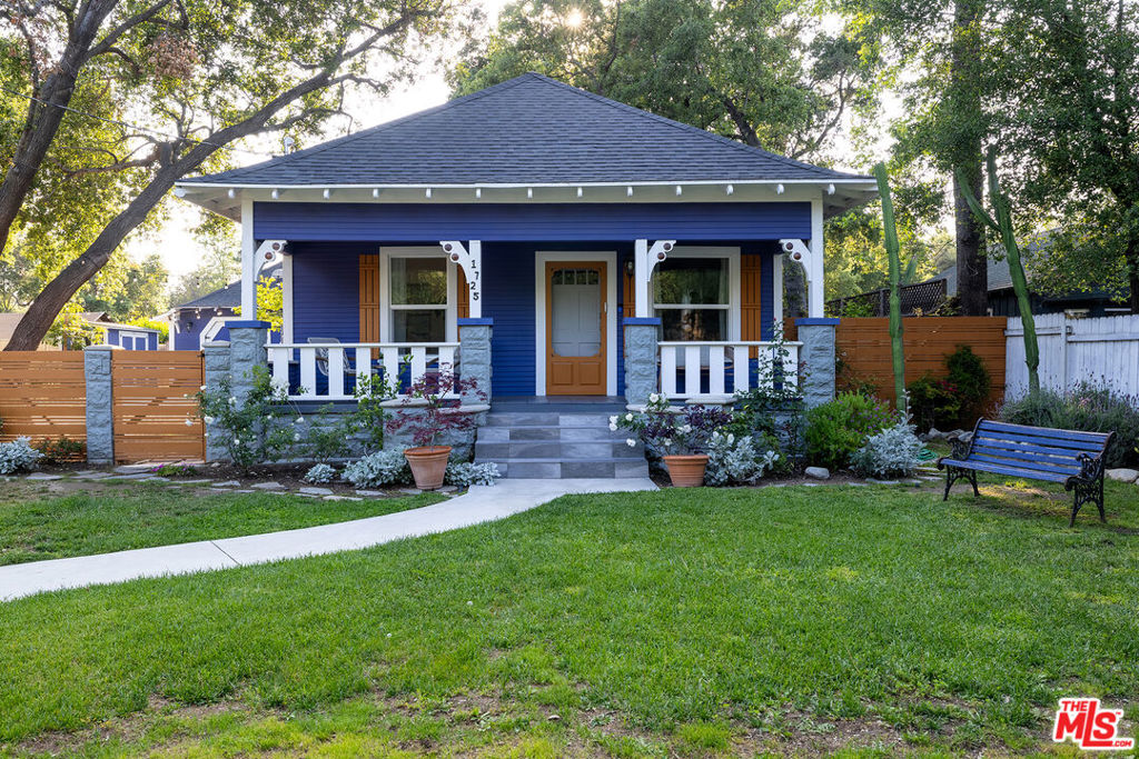 1725 N Marengo Avenue