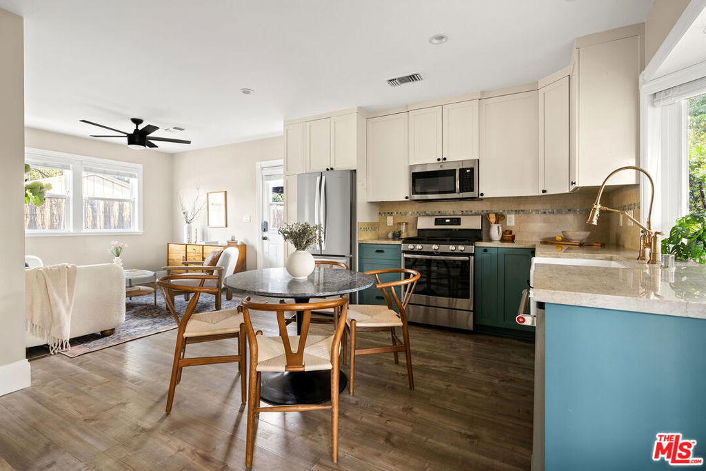 1725 N Marengo Avenue