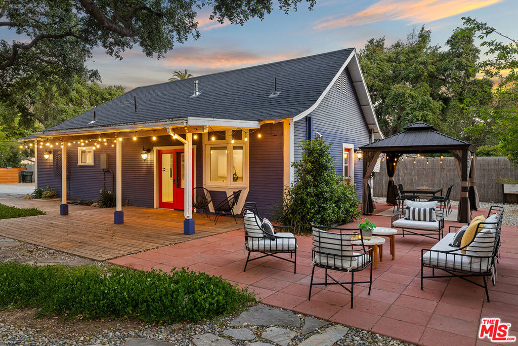 1725 N Marengo Avenue