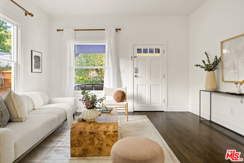 1725 N Marengo Avenue