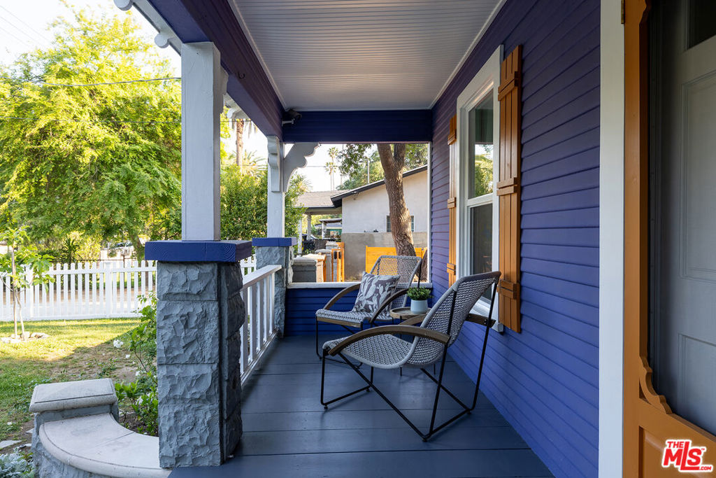 1725 N Marengo Avenue