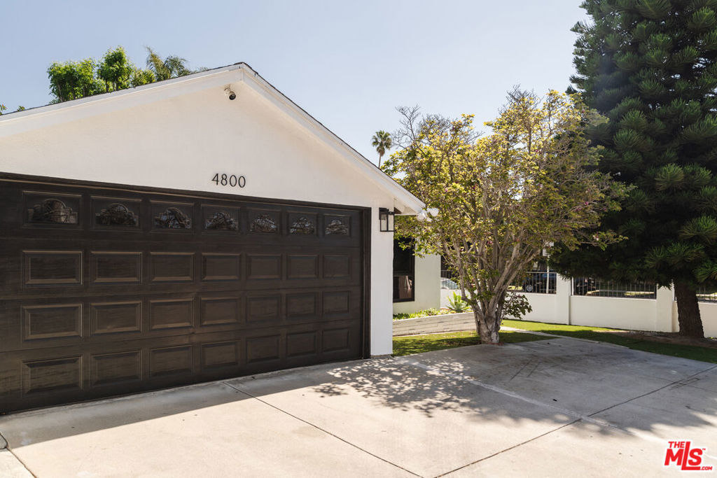 4800 Mary Ellen Avenue