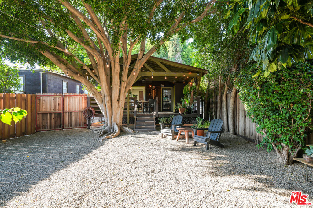 4132 Cumberland Avenue