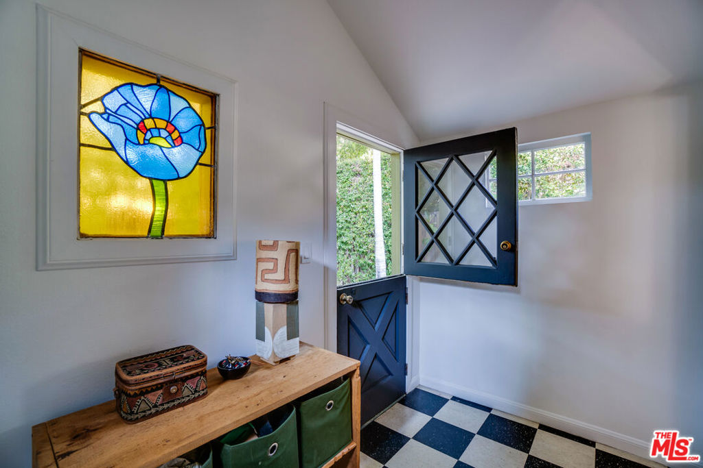 4132 Cumberland Avenue