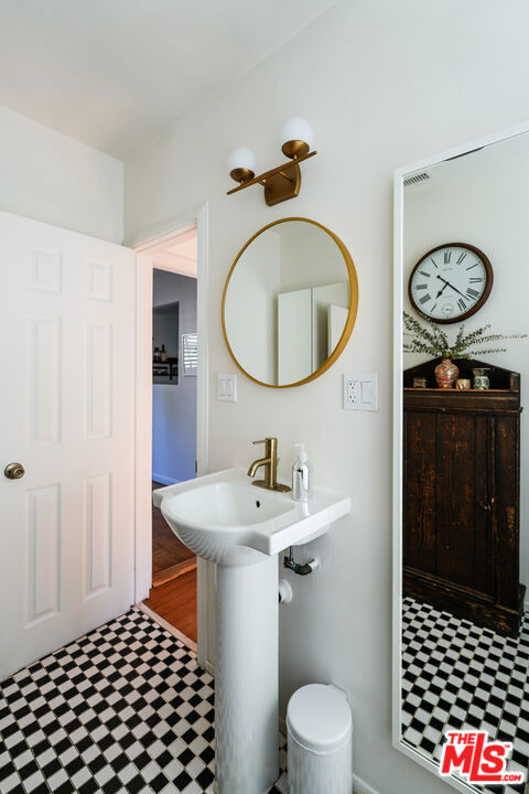 4132 Cumberland Avenue