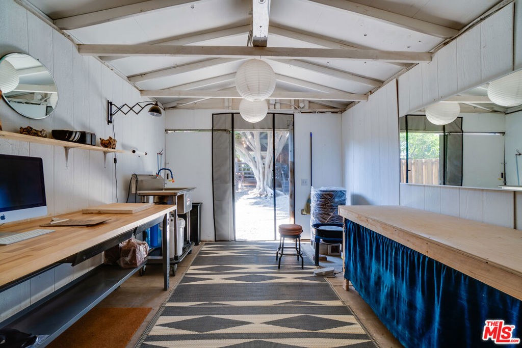 4132 Cumberland Avenue