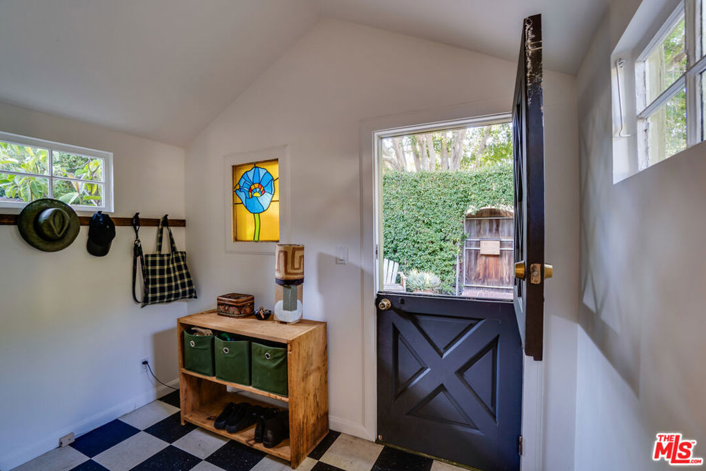 4132 Cumberland Avenue