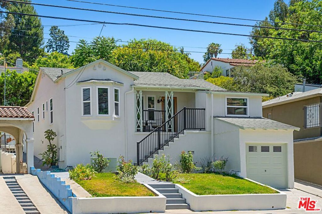 2428 Griffith Park Boulevard