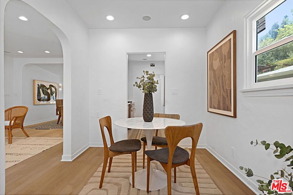 2428 Griffith Park Boulevard