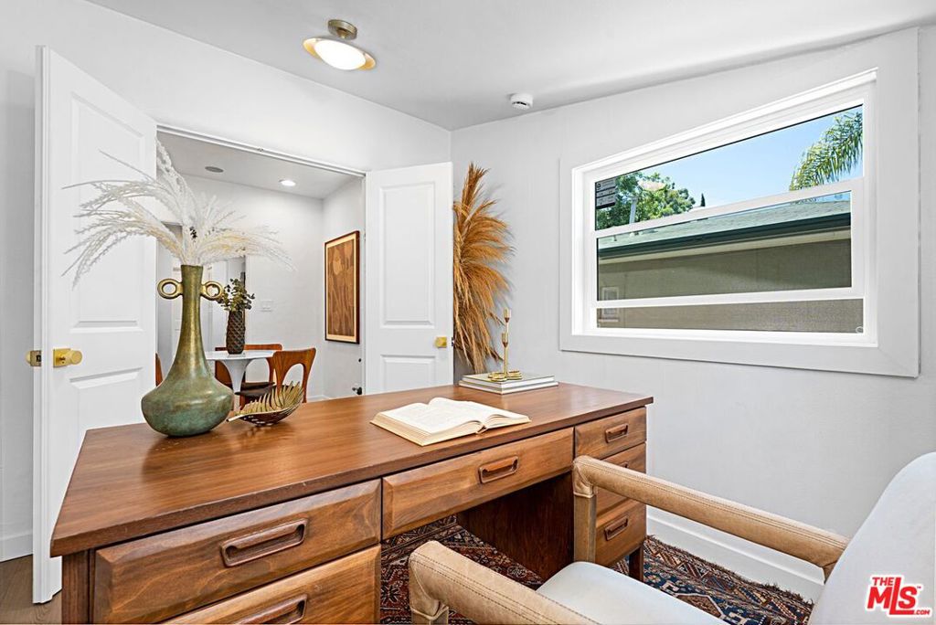 2428 Griffith Park Boulevard