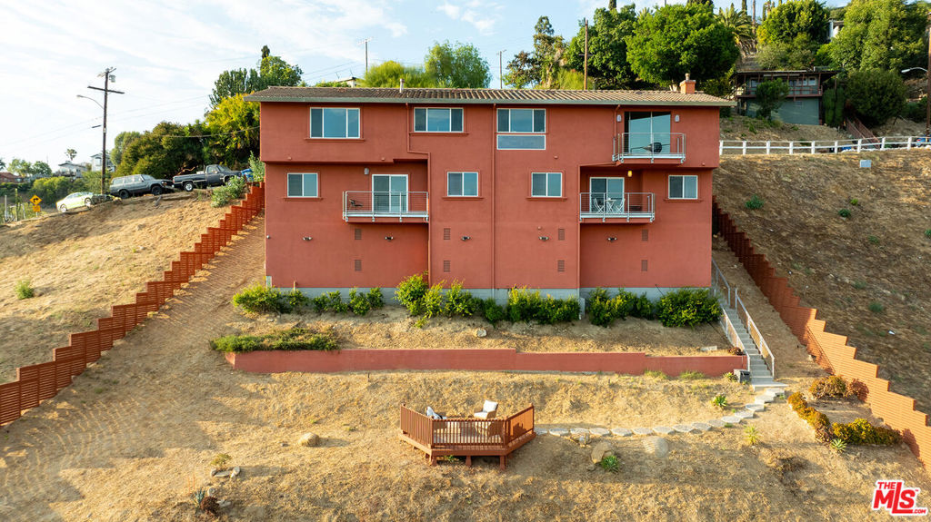 1428 Cliff Drive