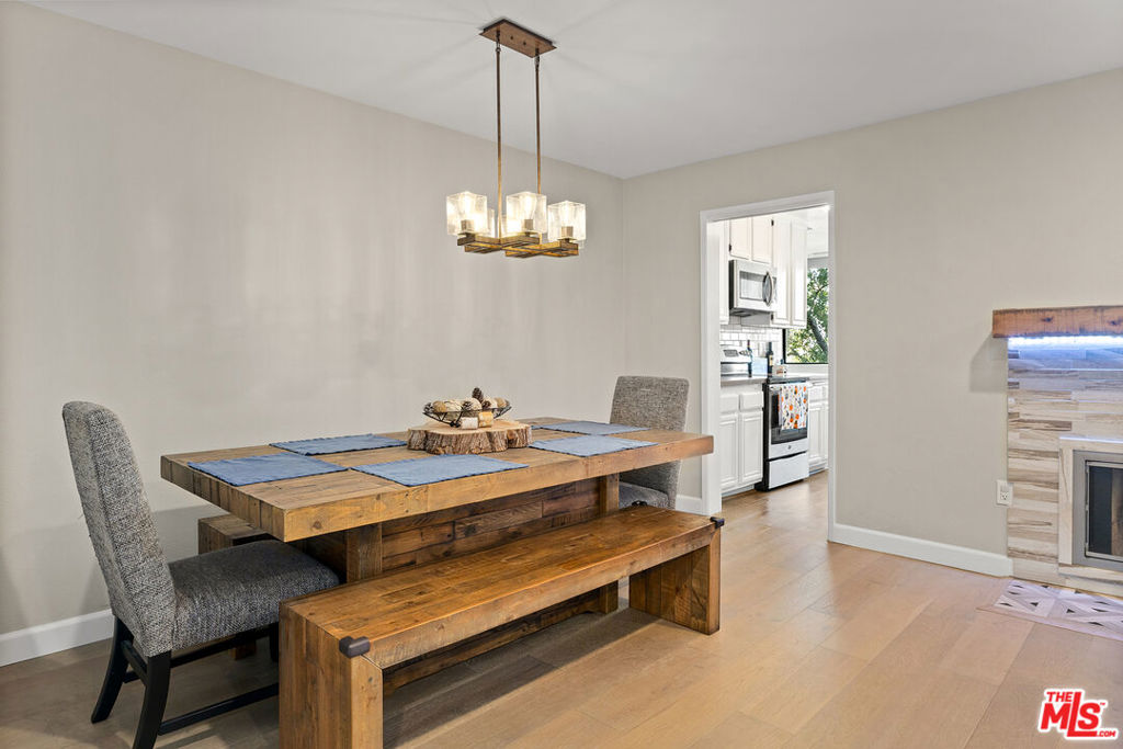 4275 Via Arbolada 205