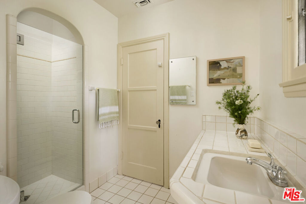 2035 Monte Vista Street