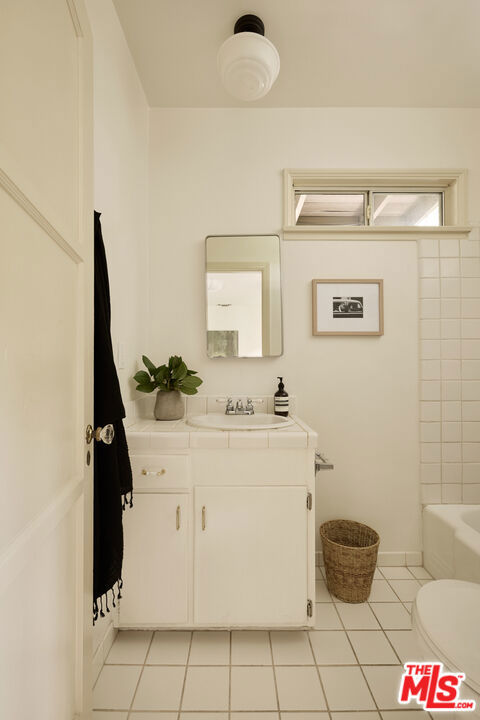 2035 Monte Vista Street