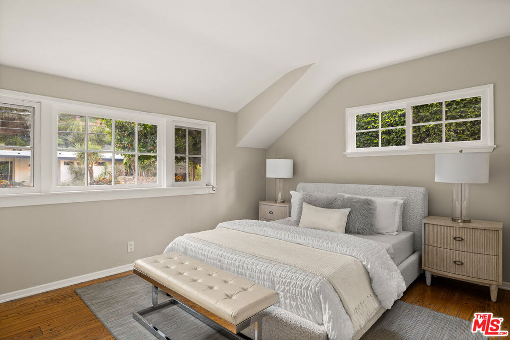 3920 Stone Canyon Avenue