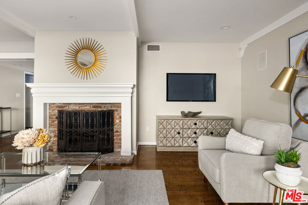 3920 Stone Canyon Avenue