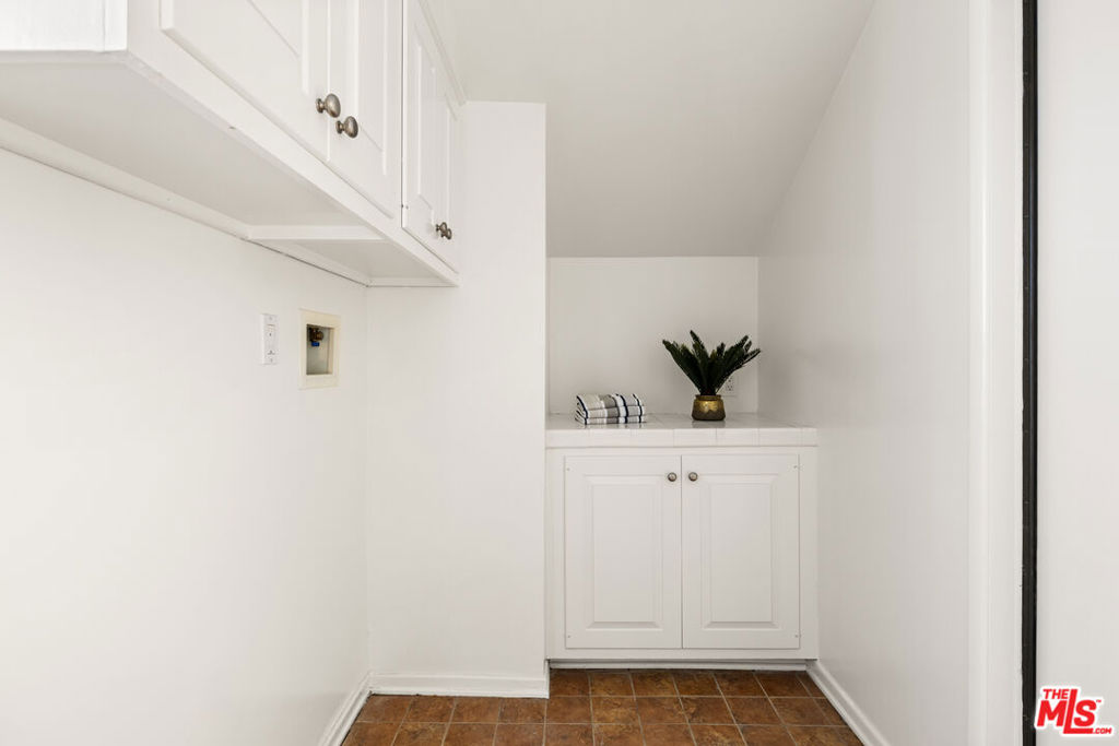 3920 Stone Canyon Avenue