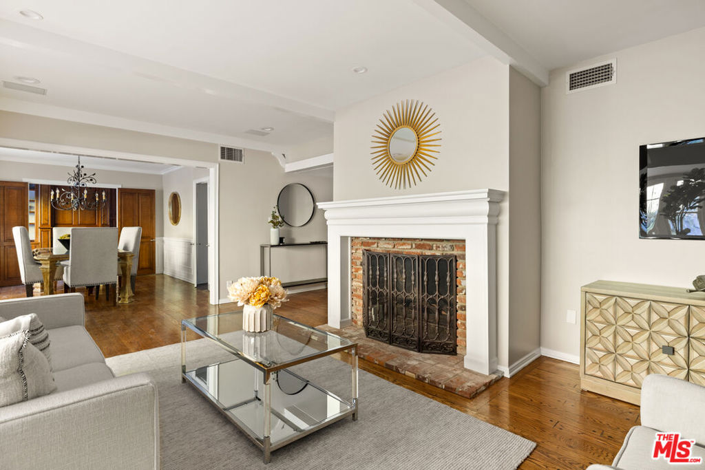 3920 Stone Canyon Avenue