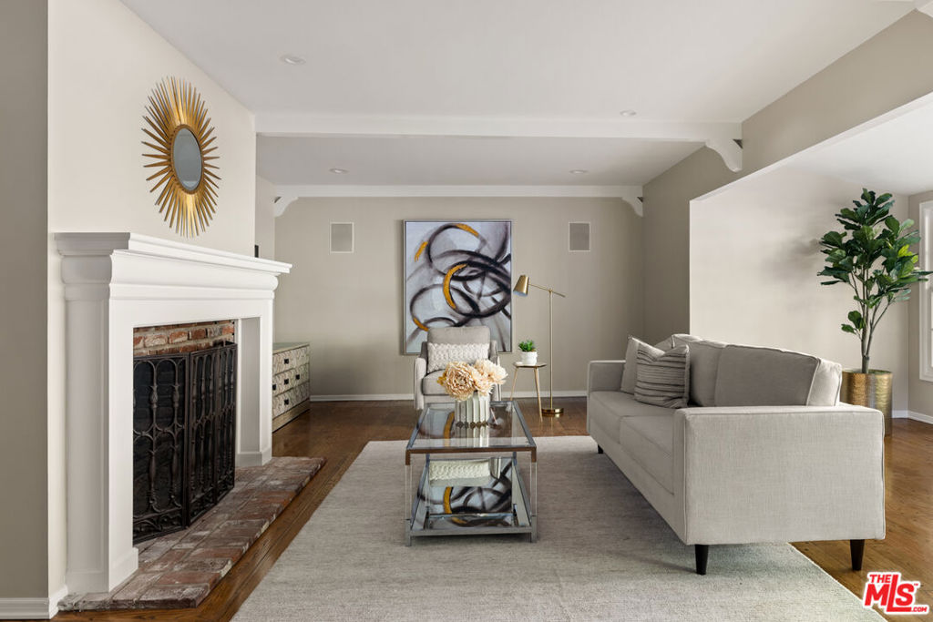 3920 Stone Canyon Avenue