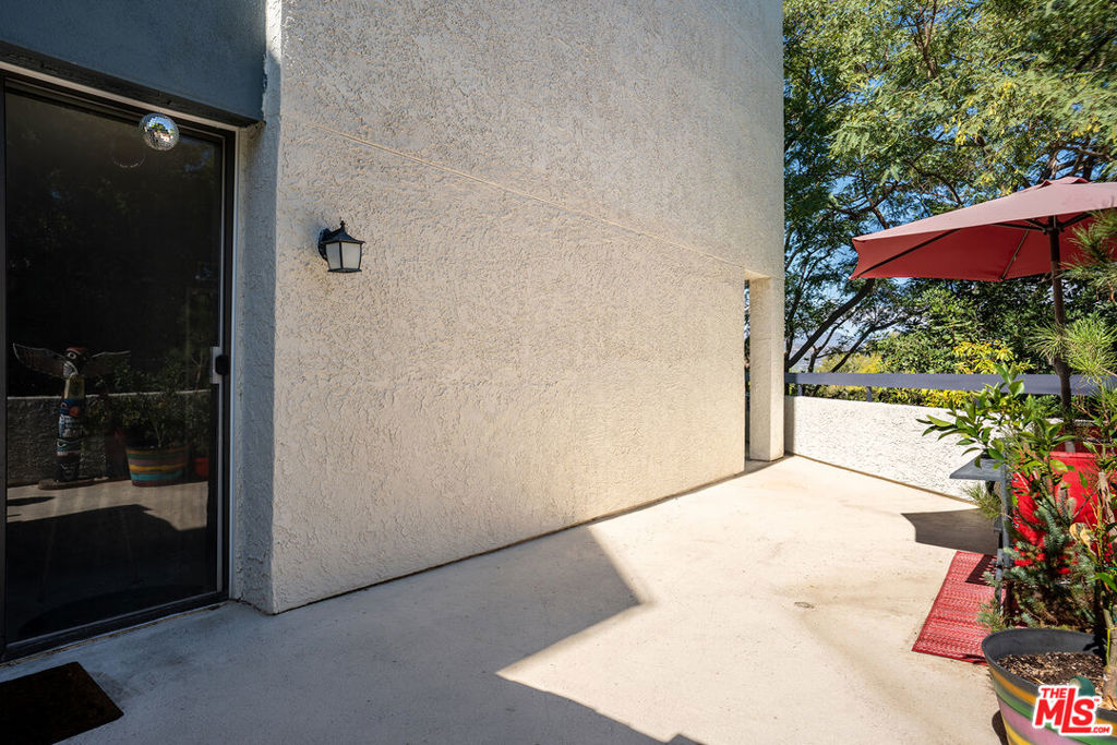 4295 Via Arbolada 101