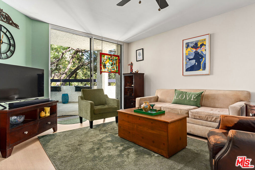 4295 Via Arbolada 101