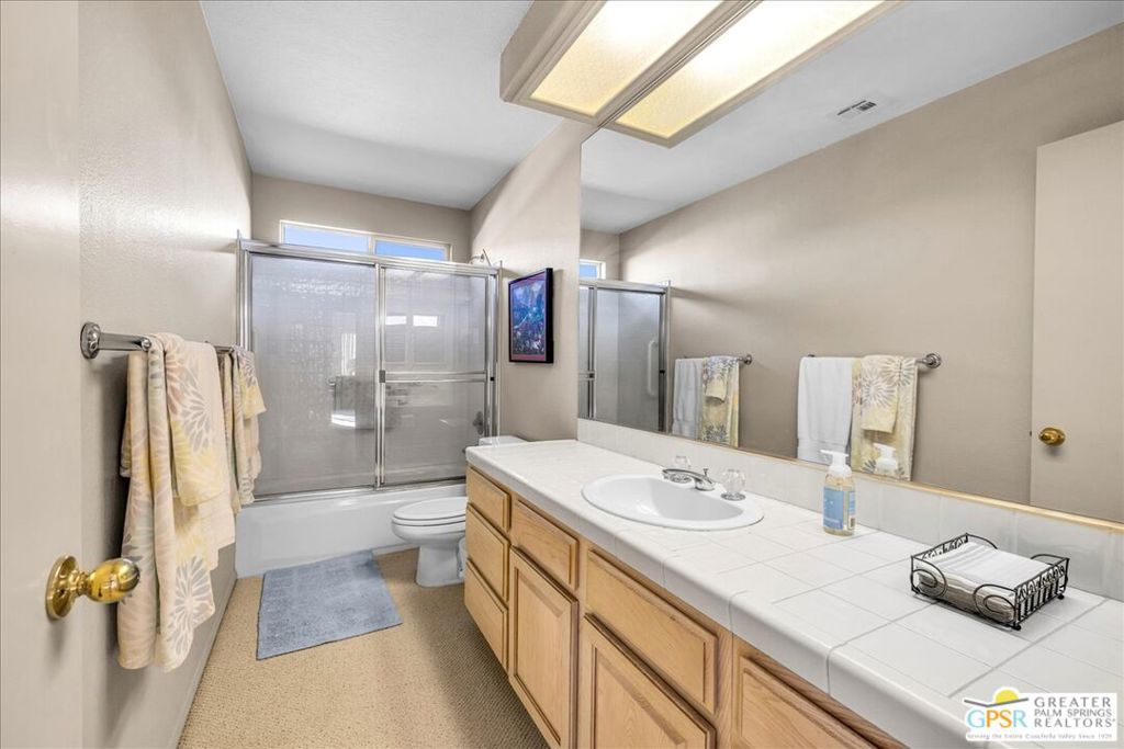 54140 Avenida Martinez