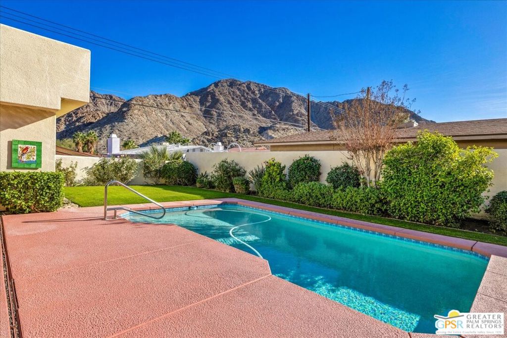 54140 Avenida Martinez