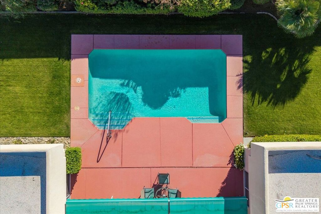 54140 Avenida Martinez