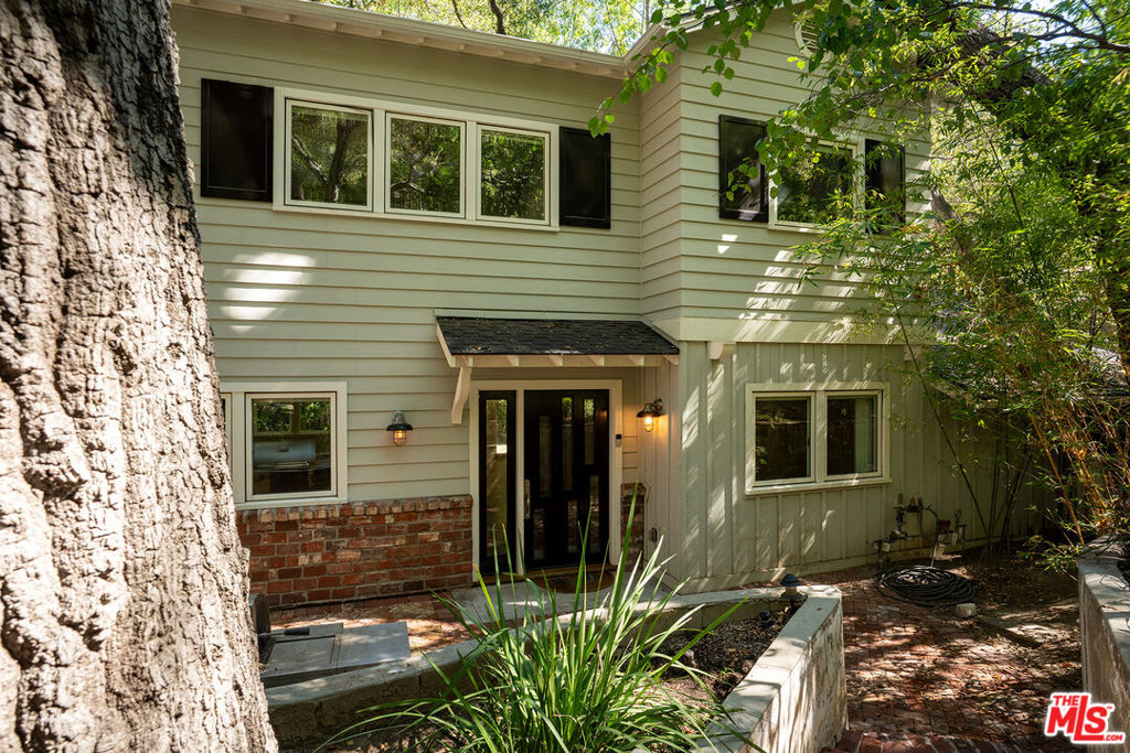 1636 Golf Club Drive