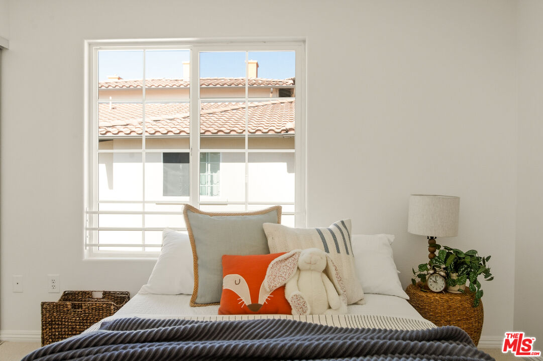 3711 Baldwin St Unit: 1401