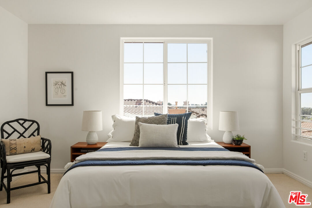 3711 Baldwin St Unit: 1401