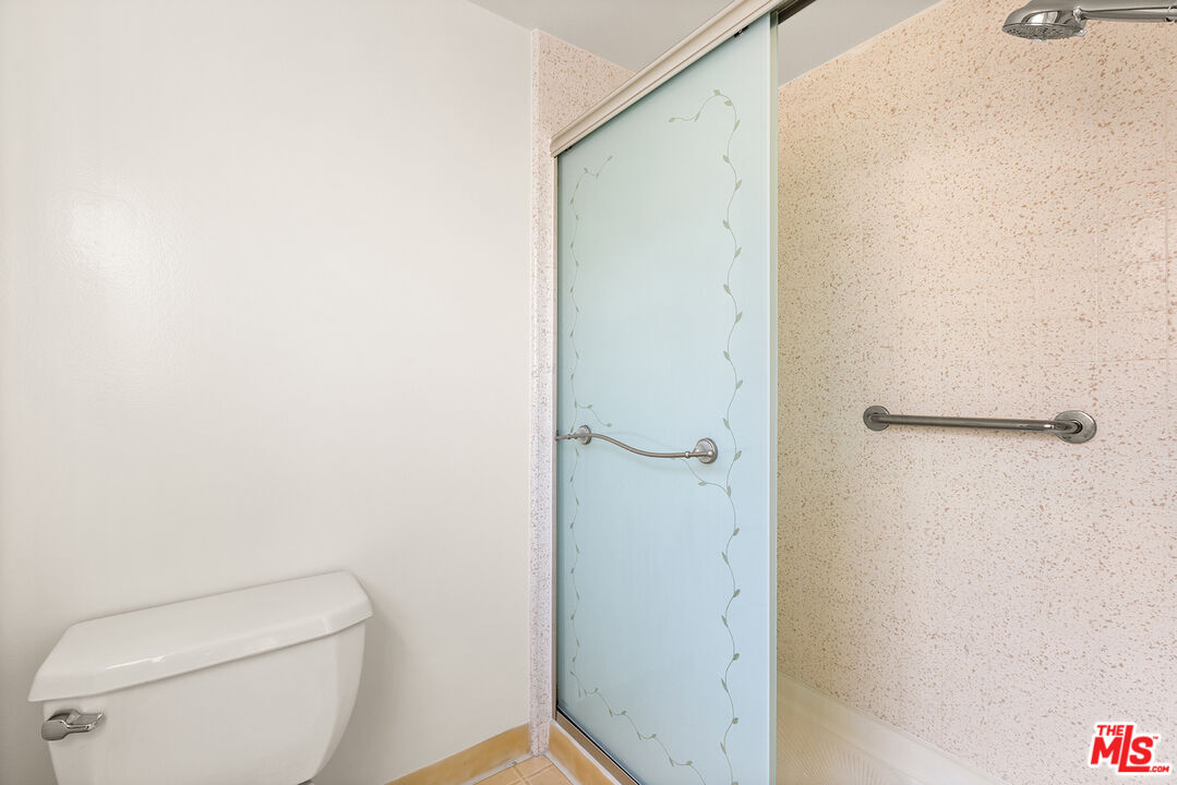 630 W Huntington Dr Unit: 119