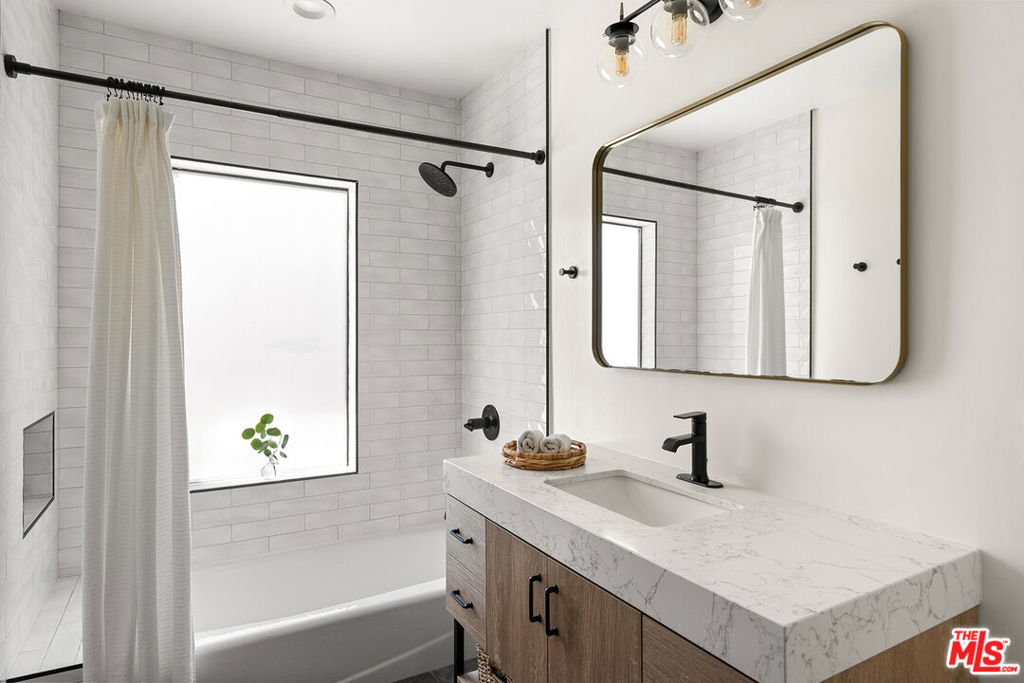 3415 Division Street