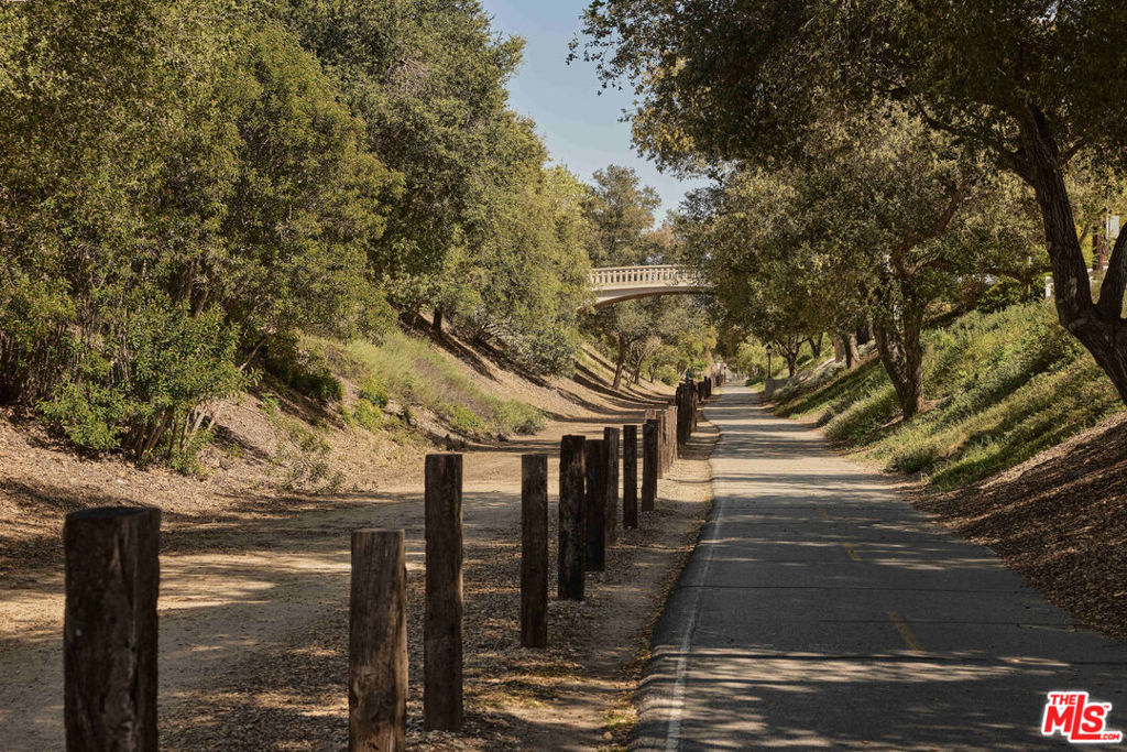 821 Miltonwood Avenue