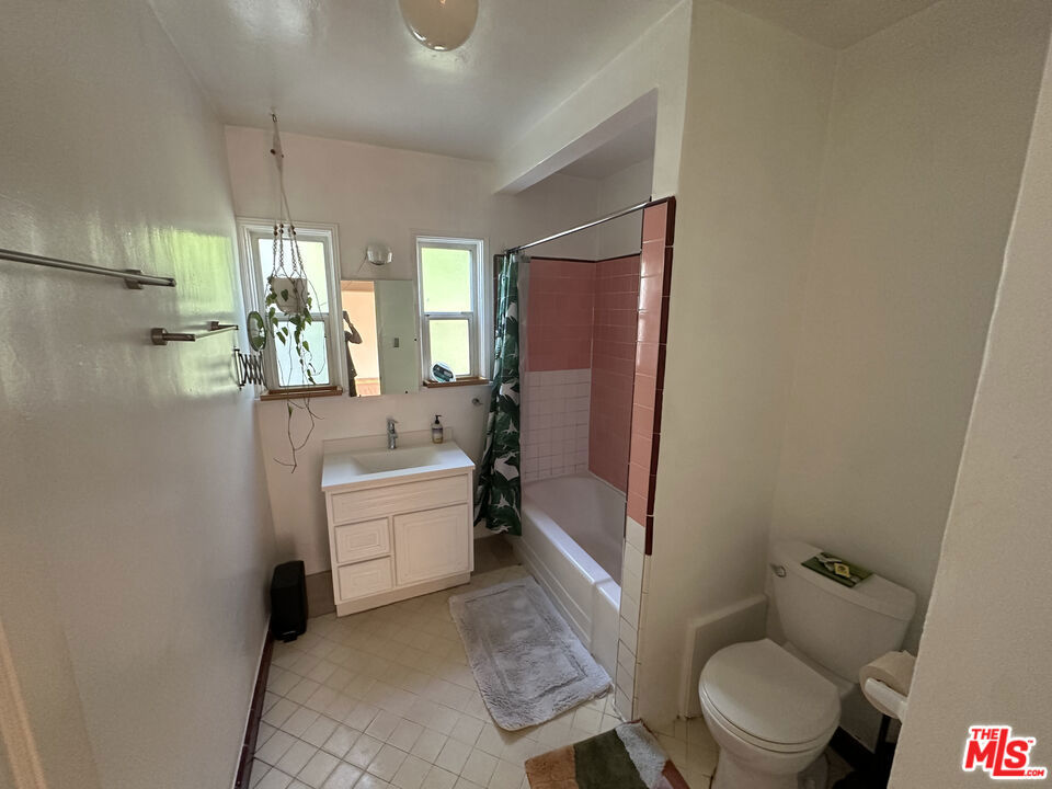 4001 Chevy Chase Drive