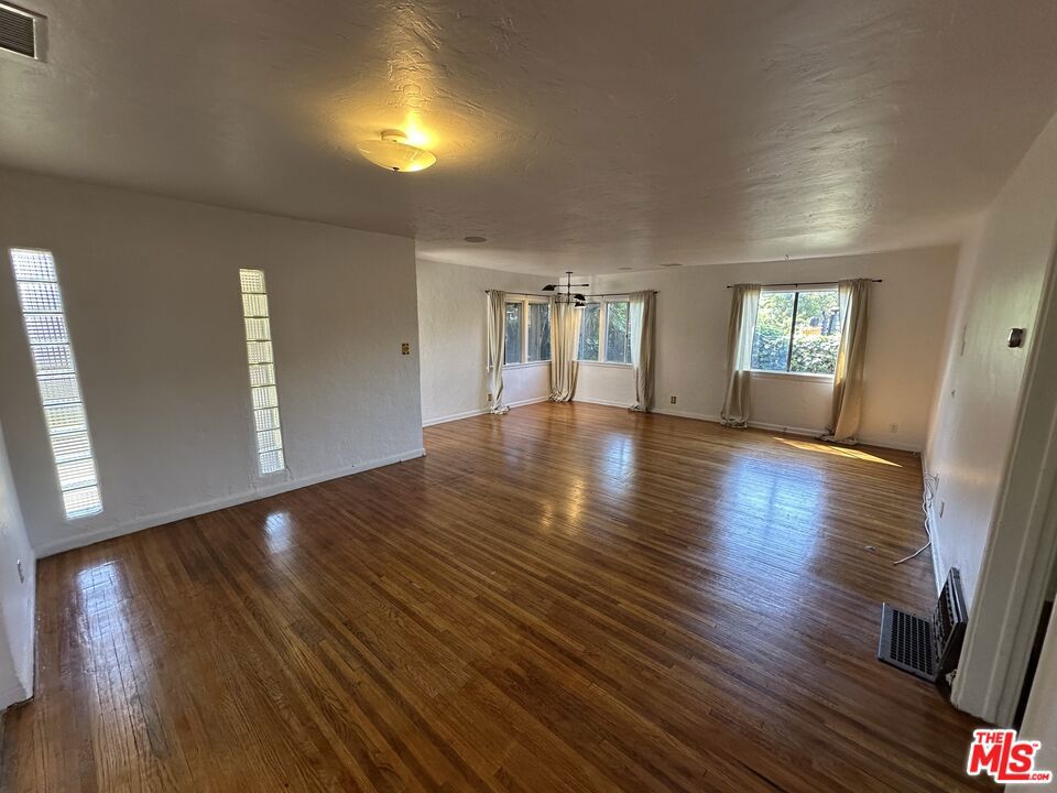 4001 Chevy Chase Drive