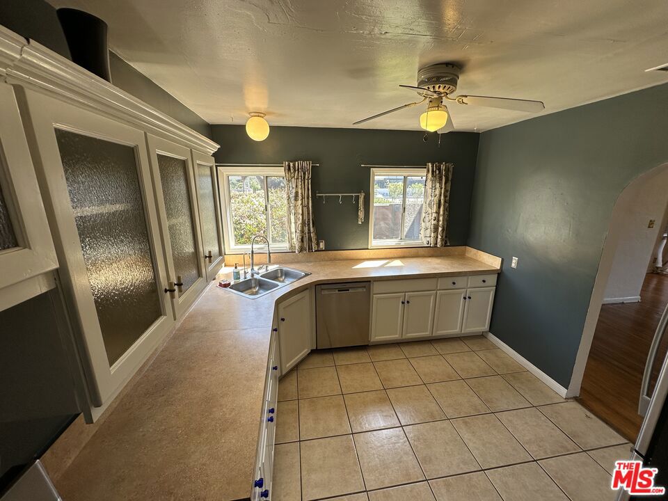 4001 Chevy Chase Drive