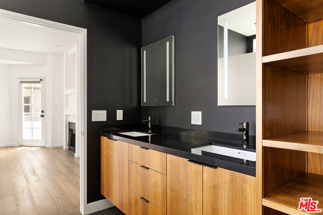 1338 Stanford St Unit: A