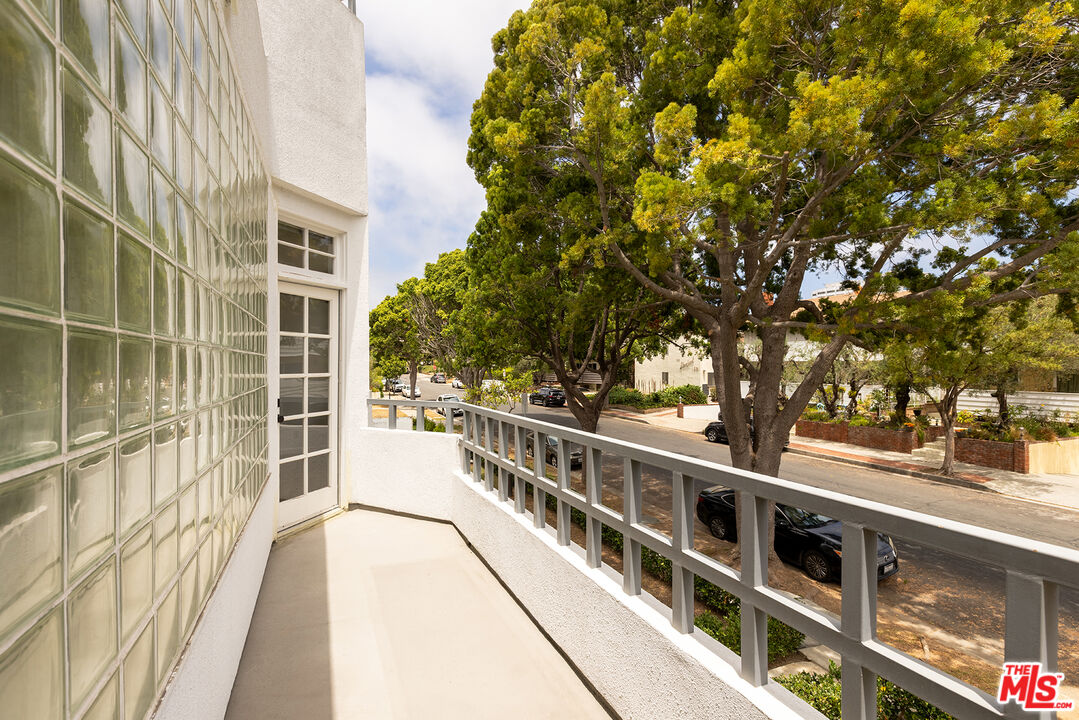 1338 Stanford St Unit: A