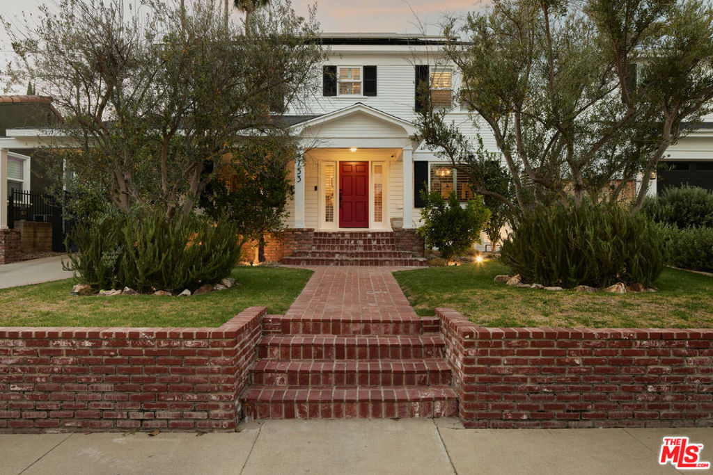 4753 Ambrose Avenue