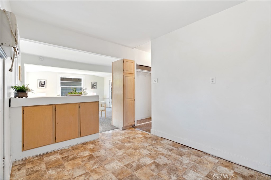 1070 Marengo Avenue N