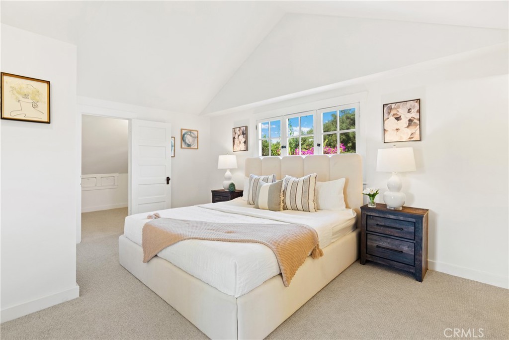 1070 Marengo Avenue N