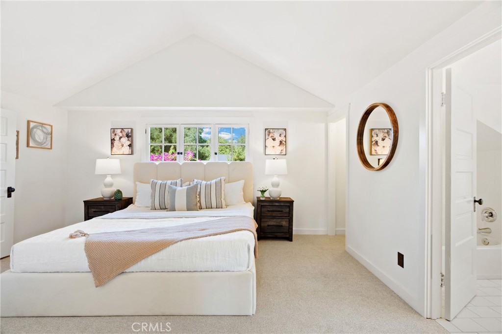 1070 Marengo Avenue N