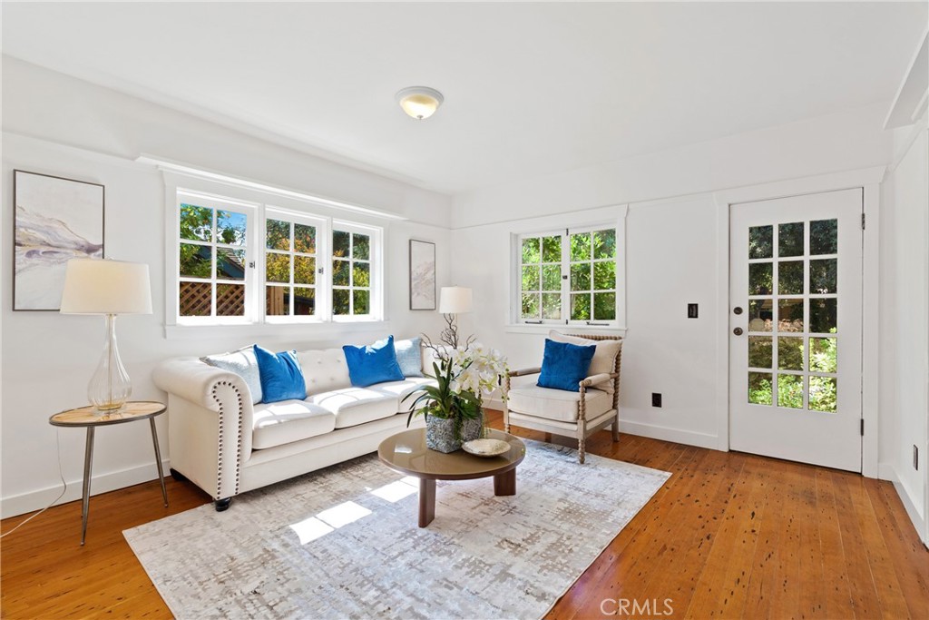 1070 Marengo Avenue N