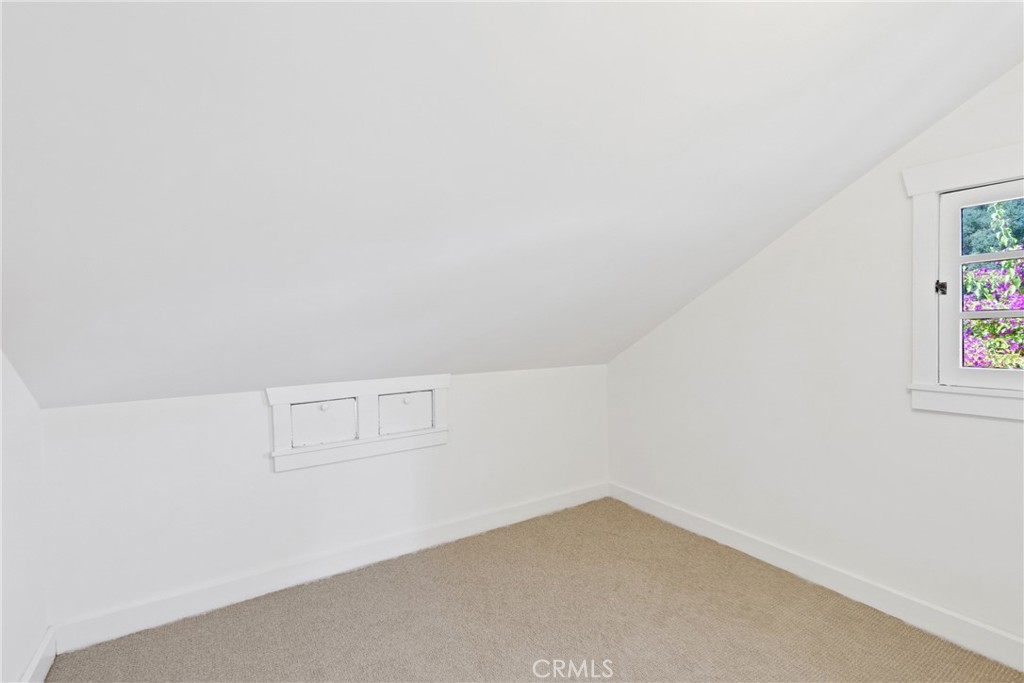 1070 Marengo Avenue N