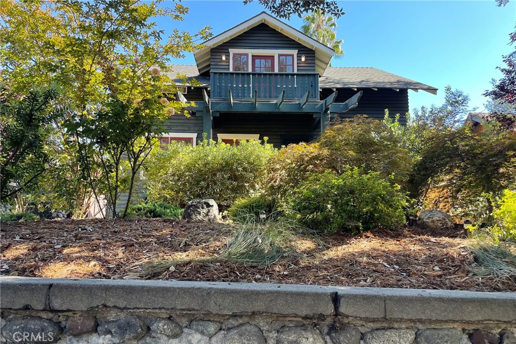 1070 Marengo Avenue N