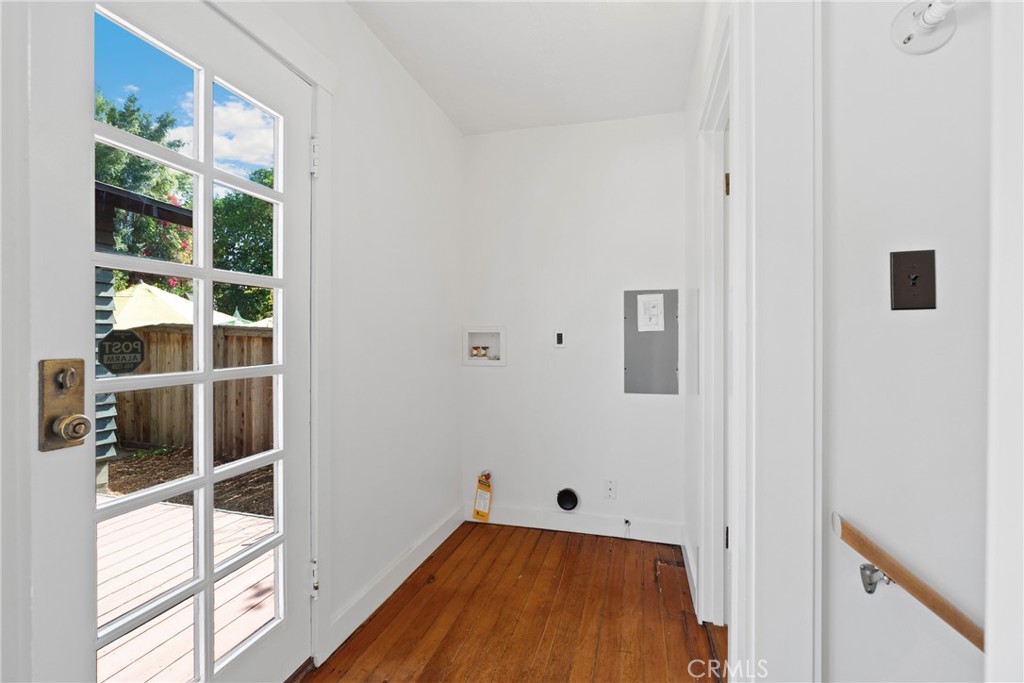 1070 Marengo Avenue N