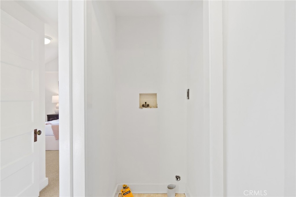 1070 Marengo Avenue N