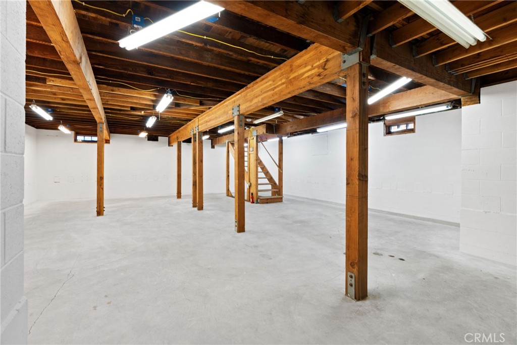 1070 Marengo Avenue N